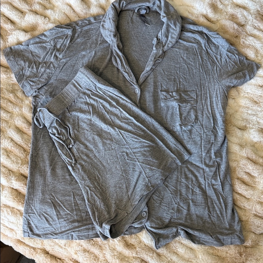 SKIMS Heather Gray Short Sleeve Pajama Set - Soft Lounge Tee & Shorts